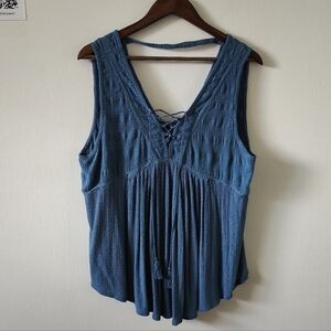 Lucky Brand tank top Criss-Cross at the neck boho style size XL blue embroidery